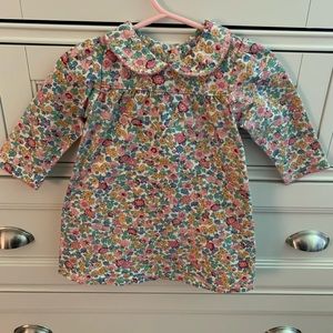 Mini Biden. Little girls floral dress size 6-12 months